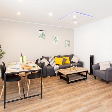 Le Green St Leon : Lit Queen Size * Wifi * Ideal Couple كولمار المظهر الخارجي الصورة